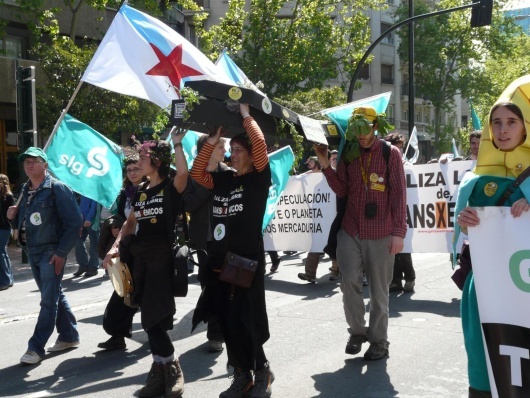 Marcha contra os transxénicos